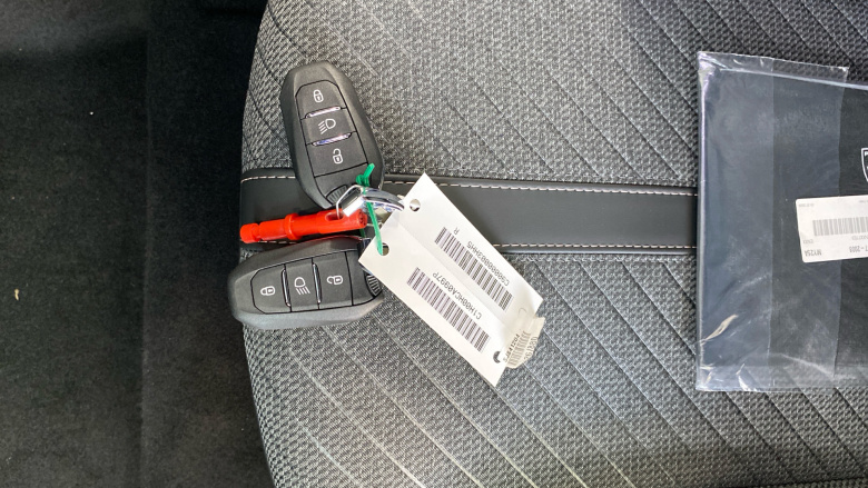 Peugeot 2008 1.2 PureTech Allure 5dr Petrol Estate